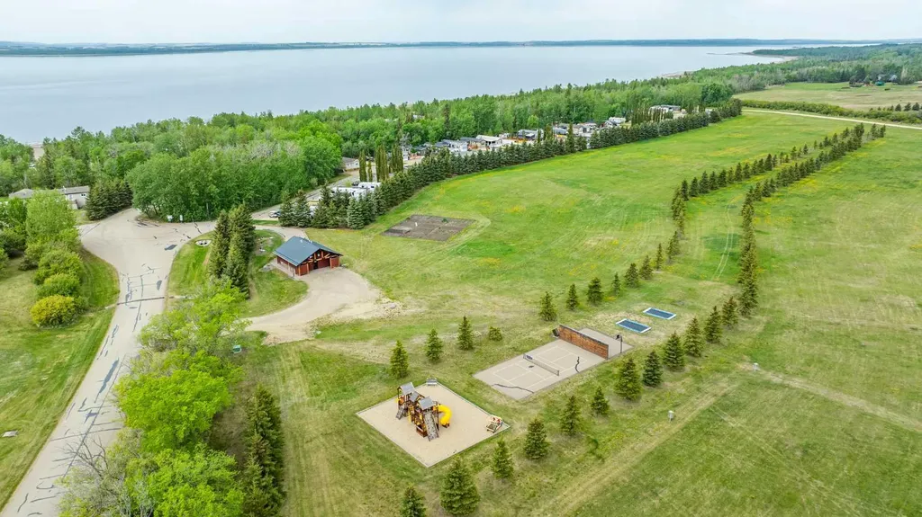 41310 Range Road 282 Rural Lacombe County AB T4L 2N3