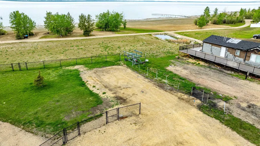 41310 Range Road 282 Rural Lacombe County AB T4L 2N3