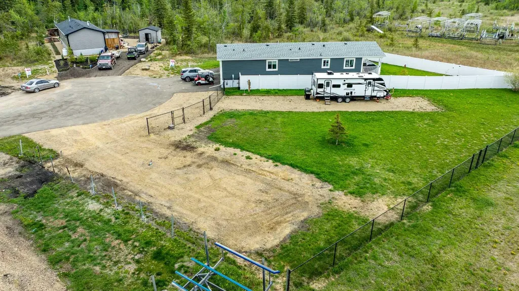 41310 Range Road 282 Rural Lacombe County AB T4L 2N3