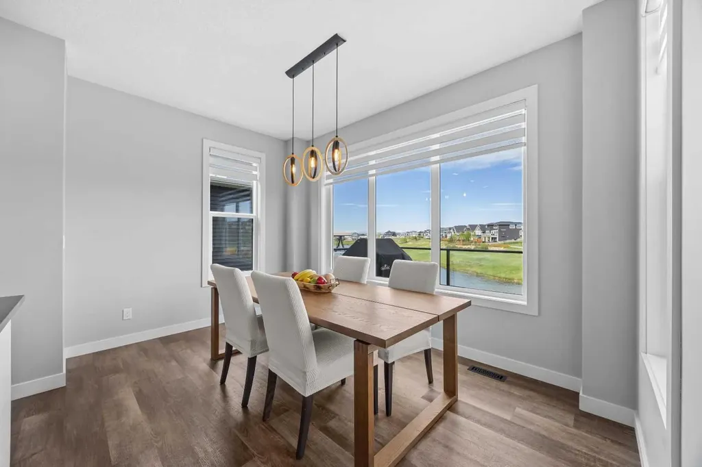 142 Sandstone Drive Okotoks AB T1S 5R8