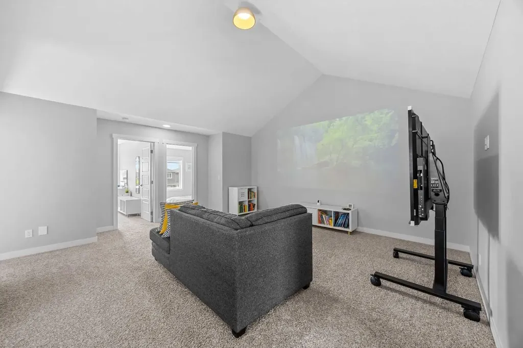 142 Sandstone Drive Okotoks AB T1S 5R8