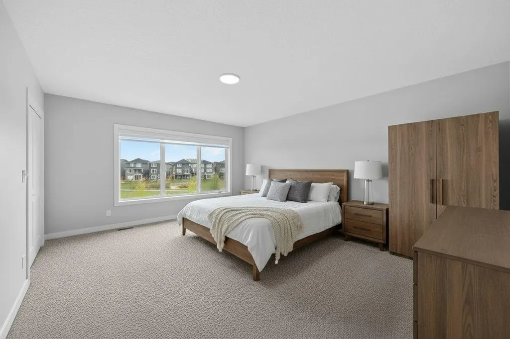 142 Sandstone Drive Okotoks AB T1S 5R8