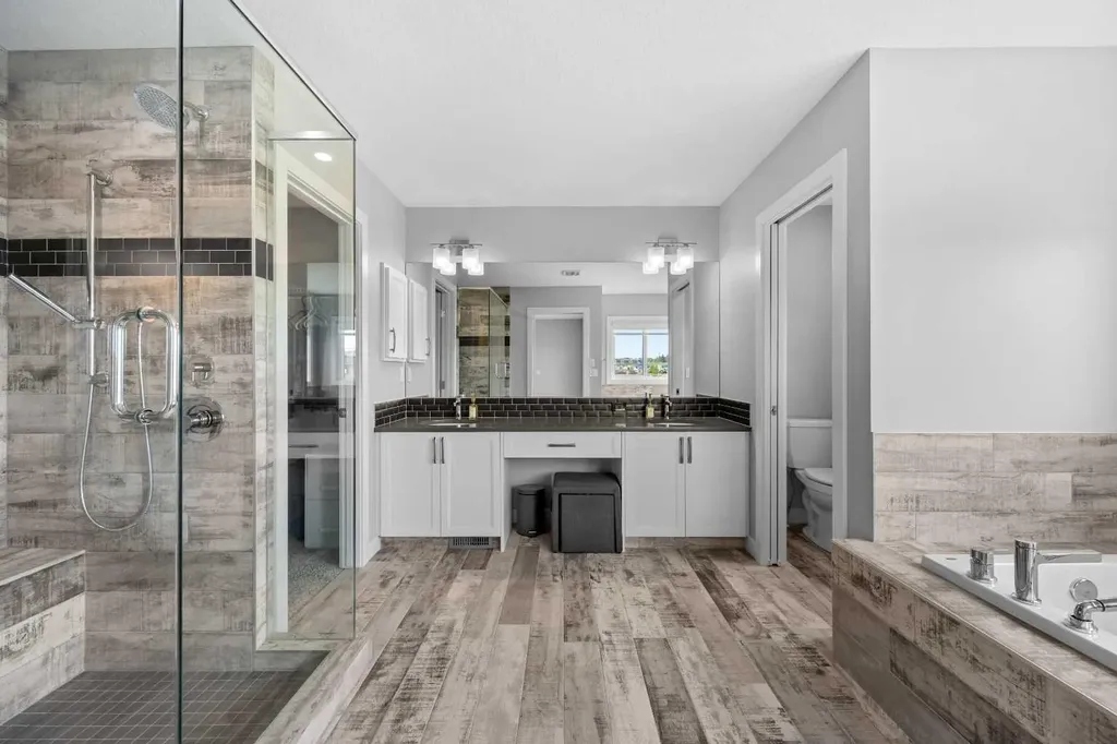 142 Sandstone Drive Okotoks AB T1S 5R8