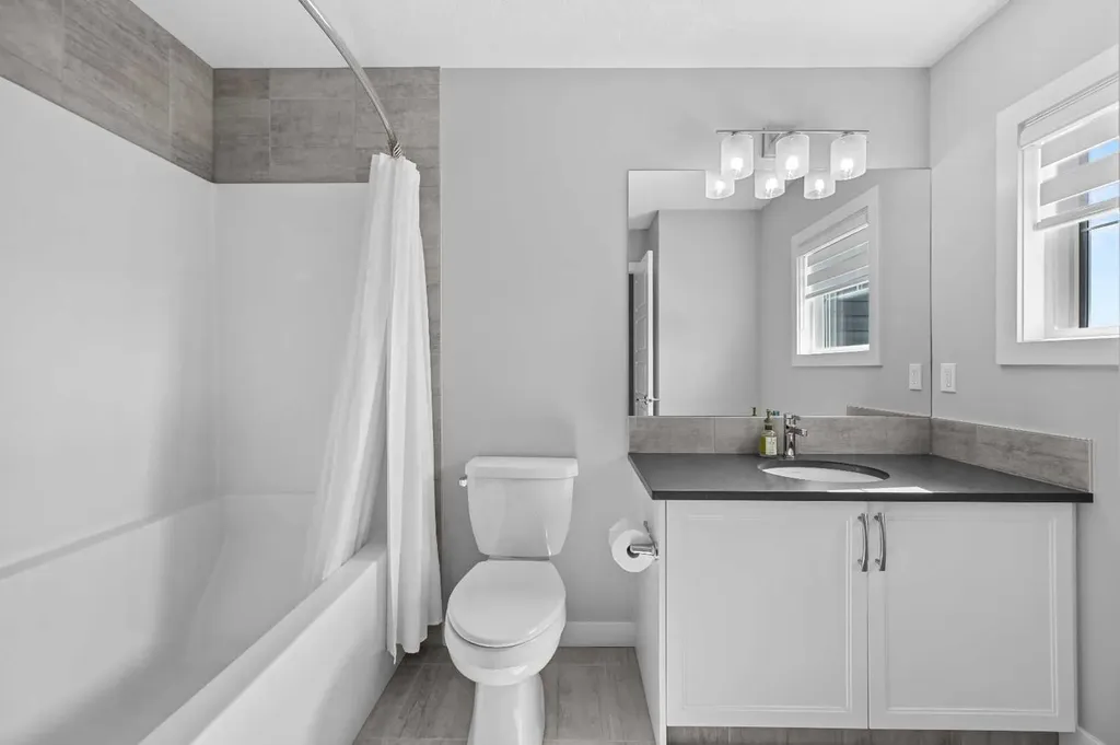 142 Sandstone Drive Okotoks AB T1S 5R8