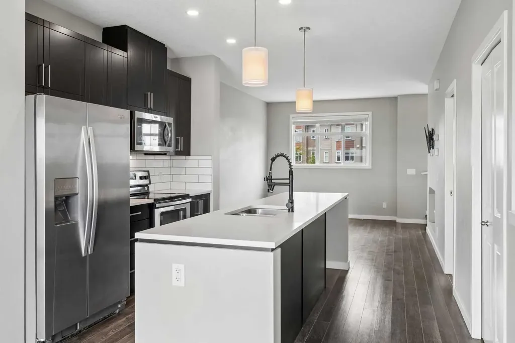 120 Copperstone Villas SE Calgary AB T2X5A8