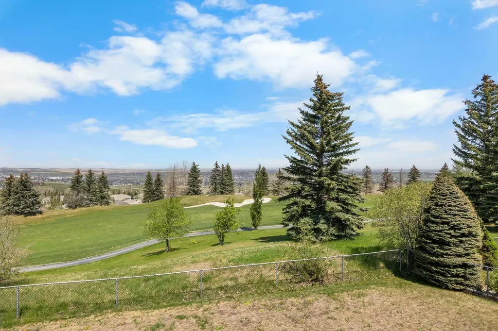 191 Hamptons Terrace NW Calgary AB T3A 5S3