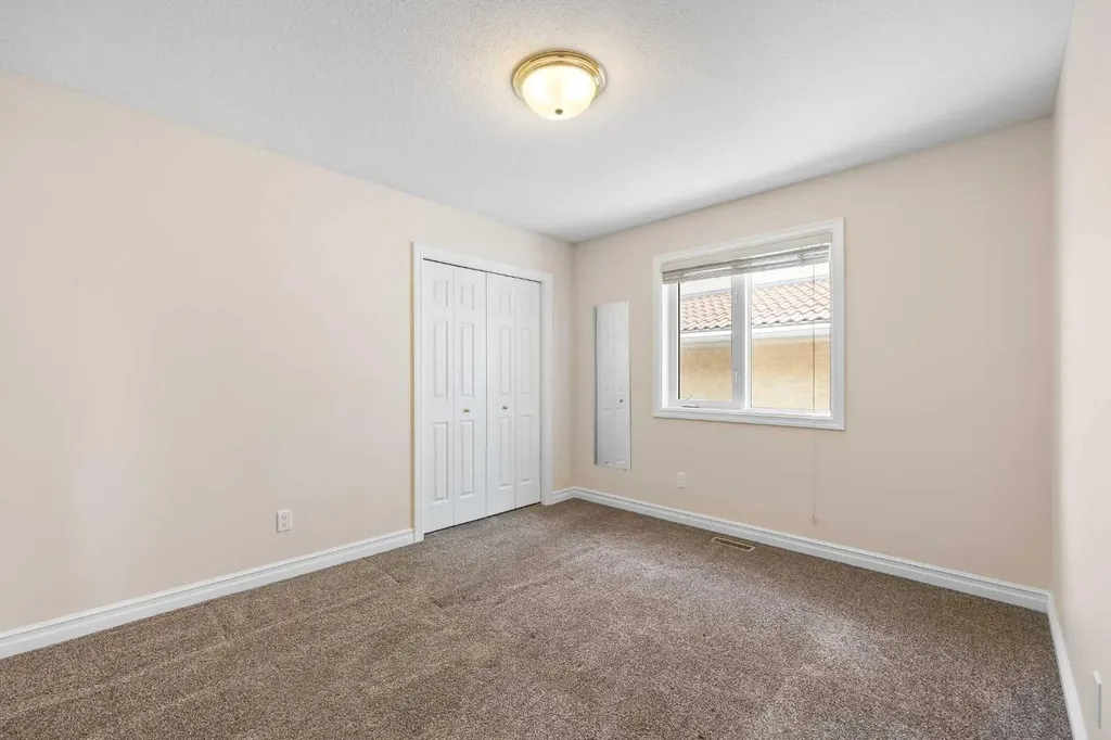 191 Hamptons Terrace NW Calgary AB T3A 5S3