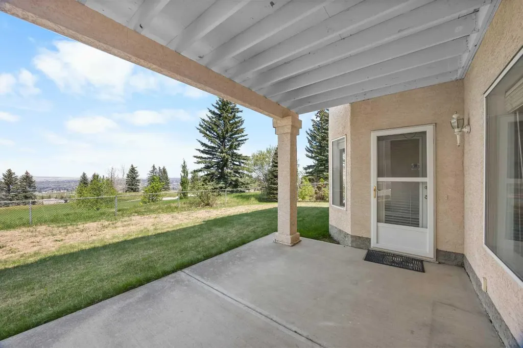 191 Hamptons Terrace NW Calgary AB T3A 5S3