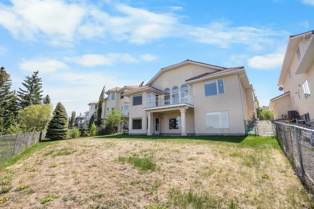 191 Hamptons Terrace NW Calgary AB T3A 5S3