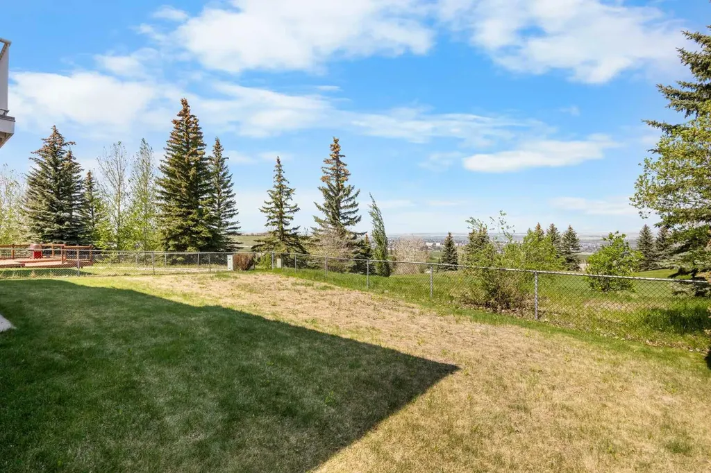 191 Hamptons Terrace NW Calgary AB T3A 5S3