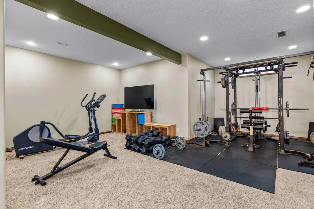 322 Hampstead Way NW Calgary AB T3A 6E6