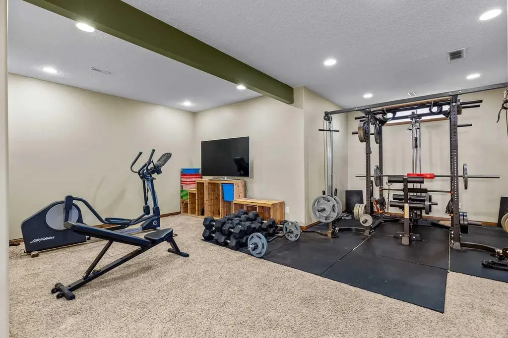 322 Hampstead Way NW Calgary AB T3A 6E6