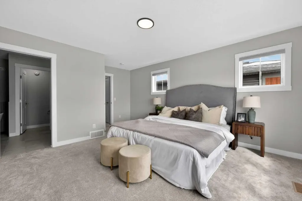 31 Herron Rise NE Calgary AB T3P 1Y1