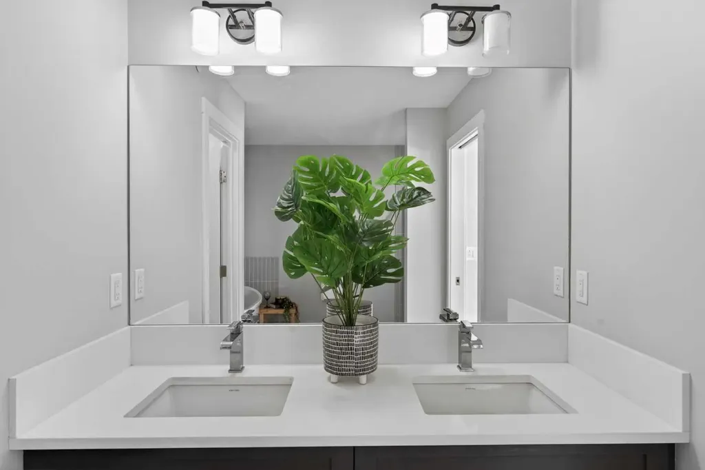 31 Herron Rise NE Calgary AB T3P 1Y1