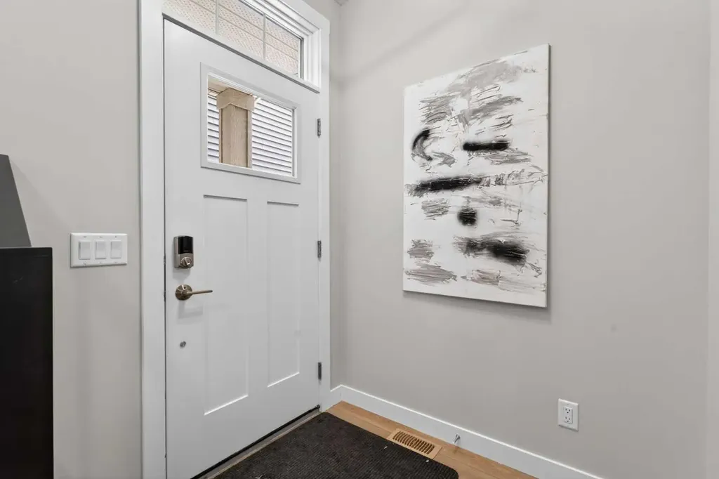 31 Herron Rise NE Calgary AB T3P 1Y1