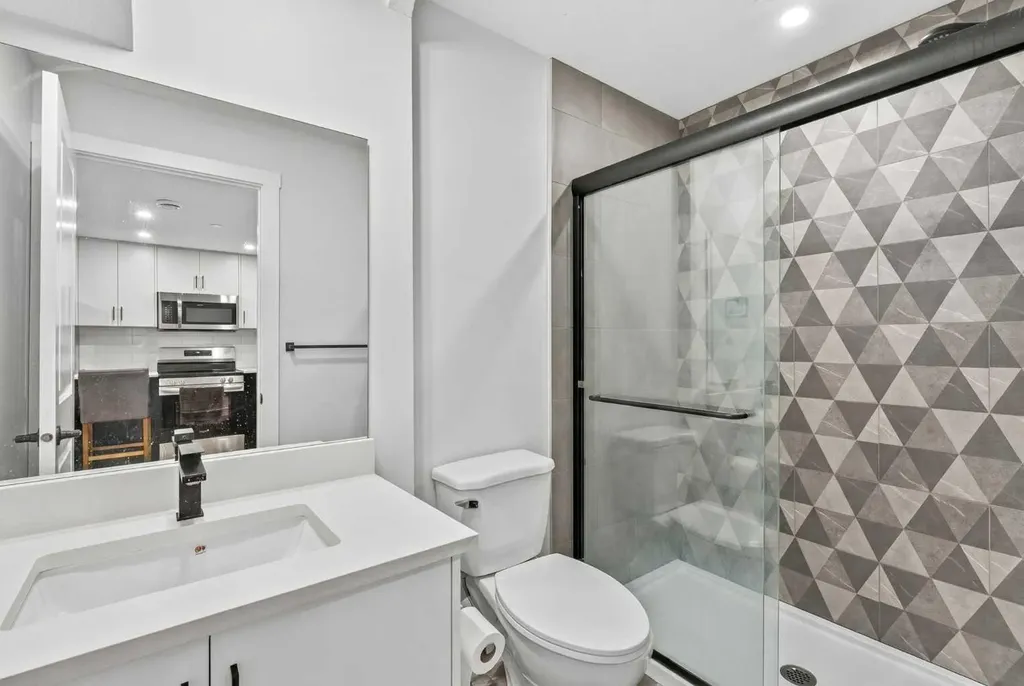 31 Herron Rise NE Calgary AB T3P 1Y1