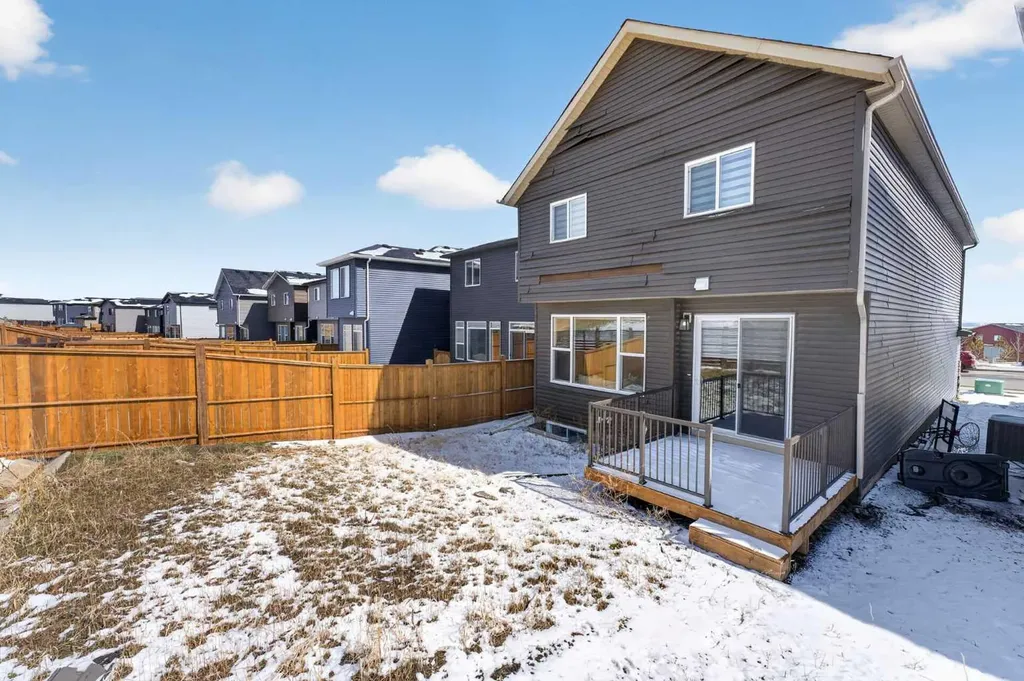 31 Herron Rise NE Calgary AB T3P 1Y1