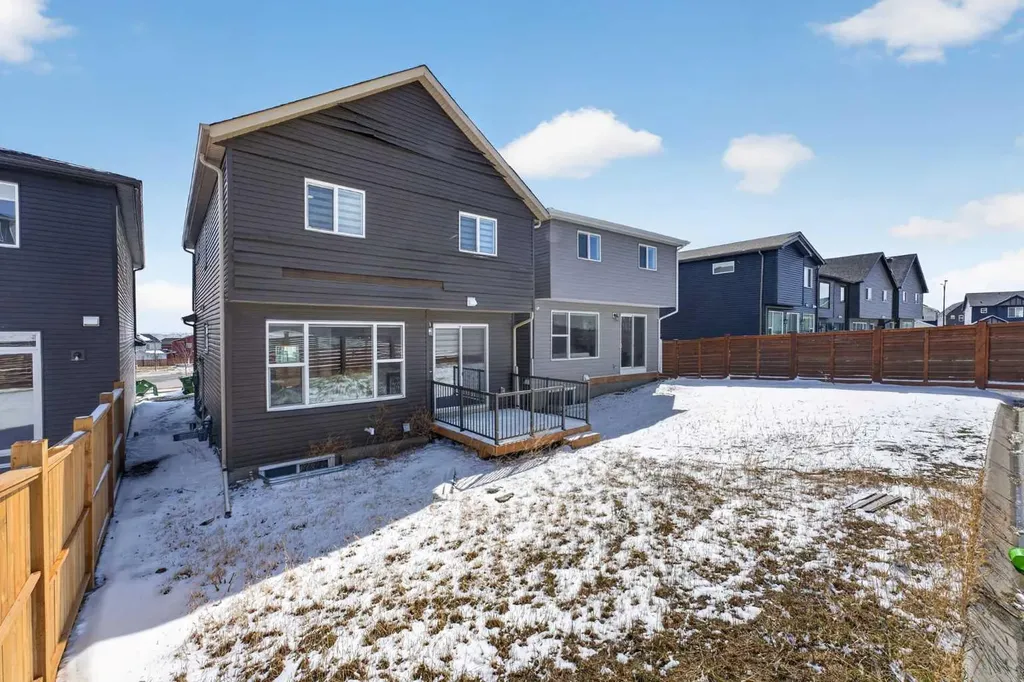 31 Herron Rise NE Calgary AB T3P 1Y1