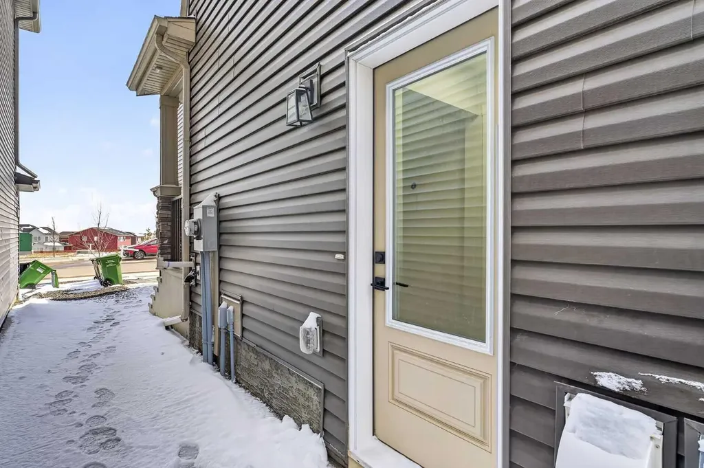 31 Herron Rise NE Calgary AB T3P 1Y1