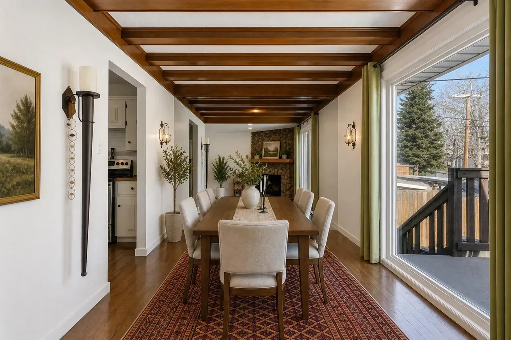 11175 Sacramento Drive SW Calgary AB T2W 0J6