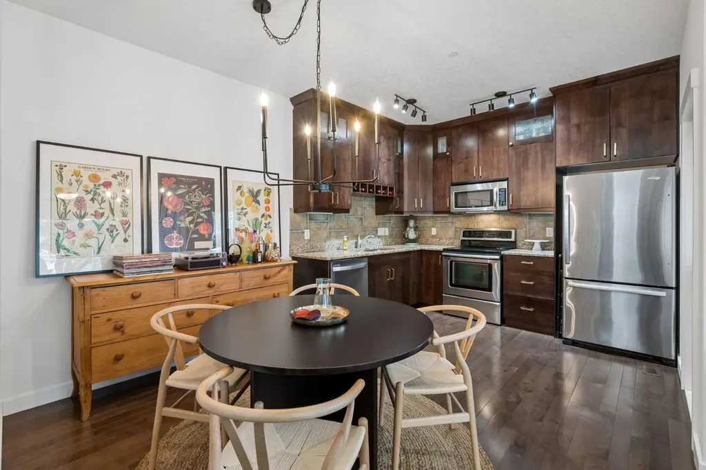 745 Mcdougall Road NE Calgary AB T2E 5A2