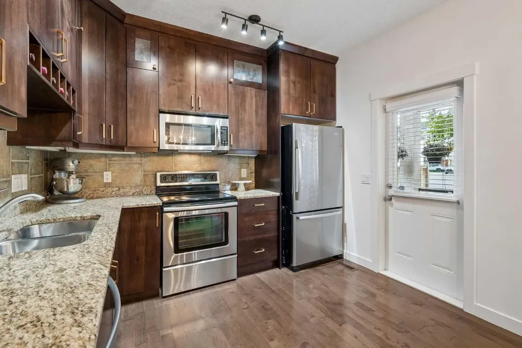 745 Mcdougall Road NE Calgary AB T2E 5A2
