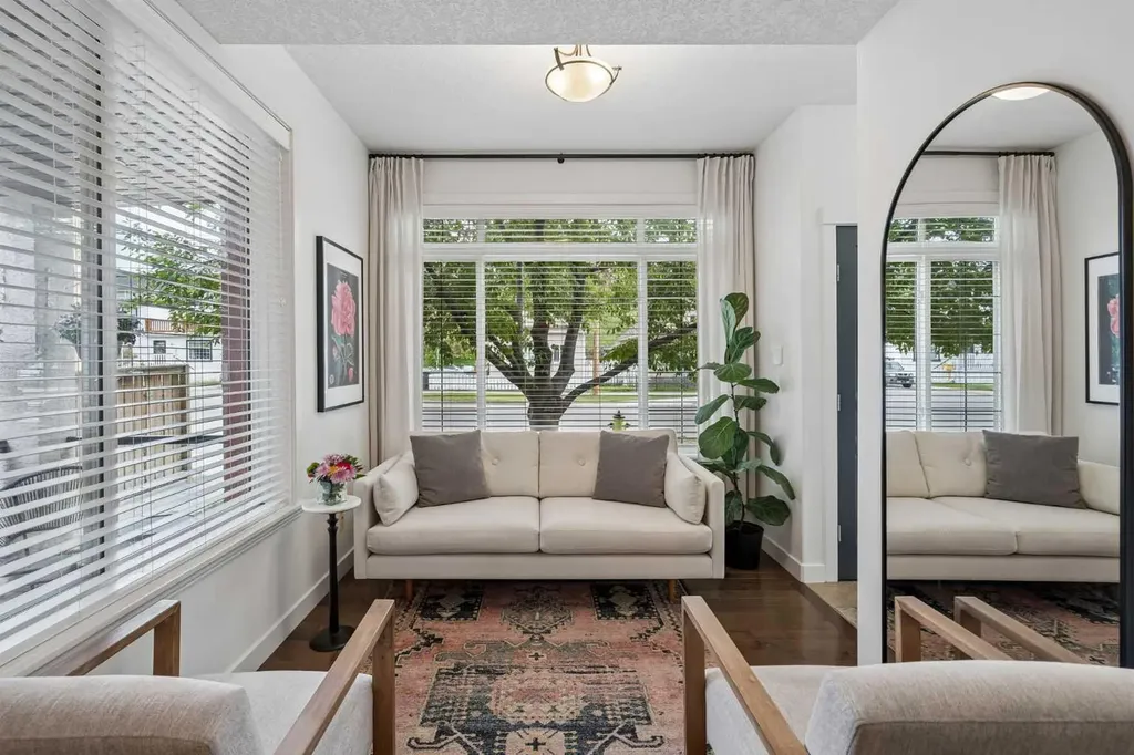 745 Mcdougall Road NE Calgary AB T2E 5A2