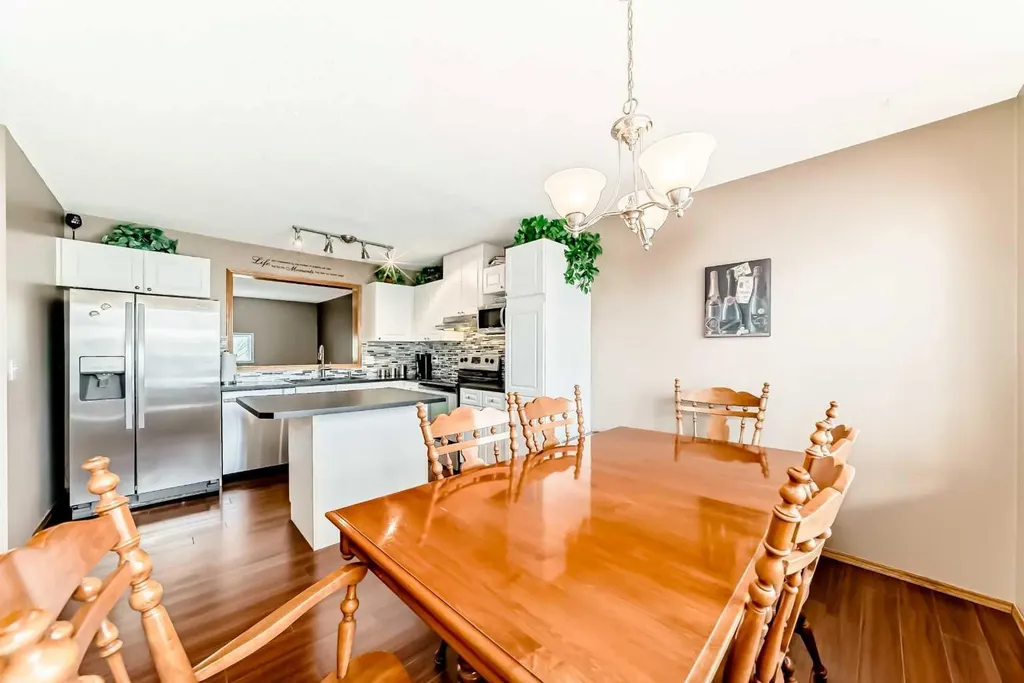 270 Rocky Ridge Court NW Calgary AB T3G 4S8