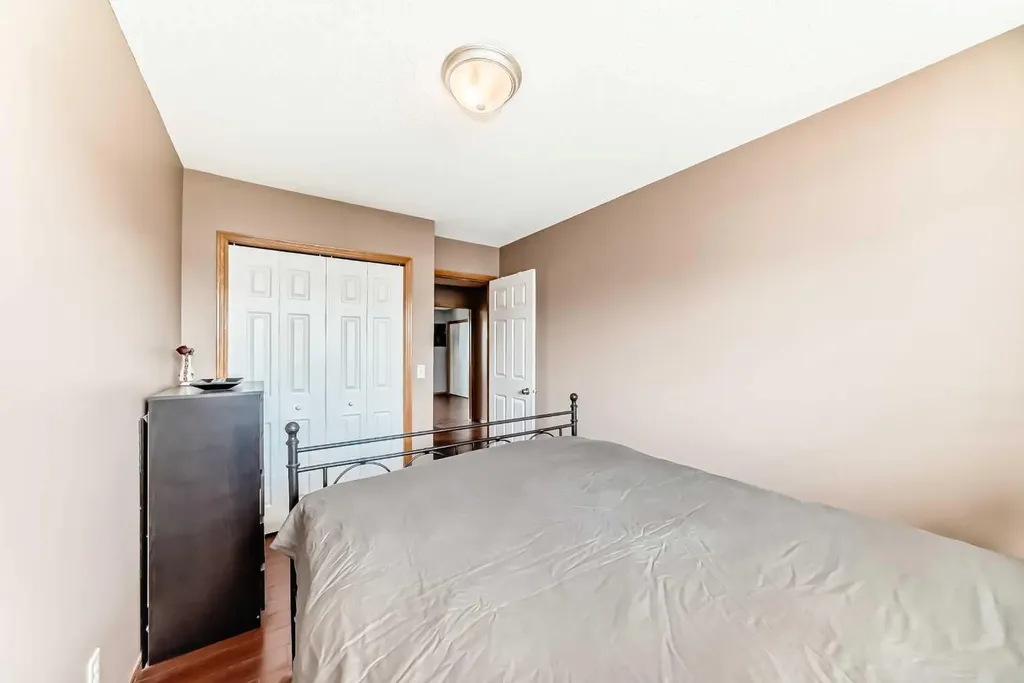 270 Rocky Ridge Court NW Calgary AB T3G 4P1