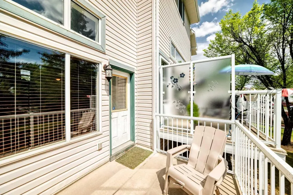 270 Rocky Ridge Court NW Calgary AB T3G 4S8
