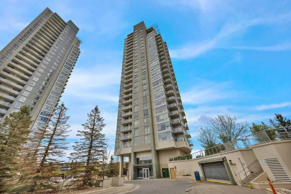 77 Spruce Place SW Calgary AB T3C 3X6