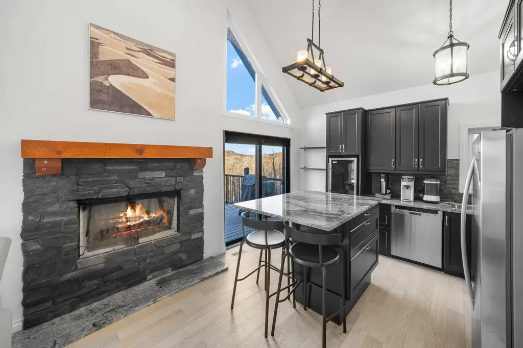 247 Cottageclub Crescent Rural Rocky View County AB T4C 1B1