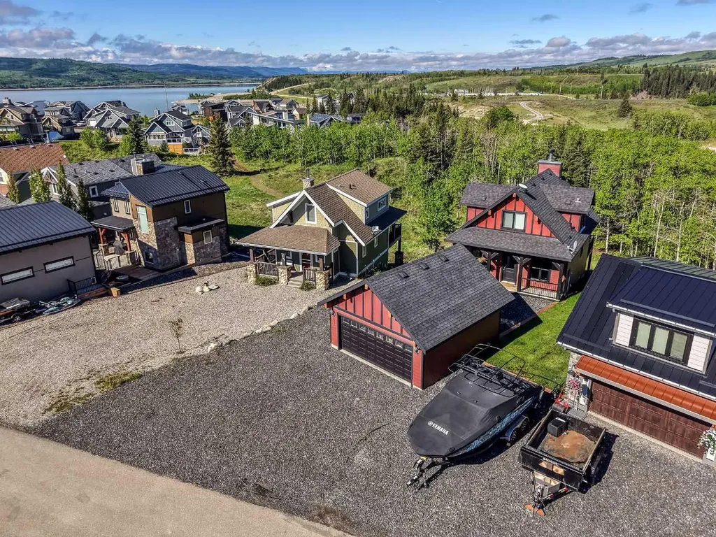 247 Cottageclub Crescent Rural Rocky View County AB T4C 1B1