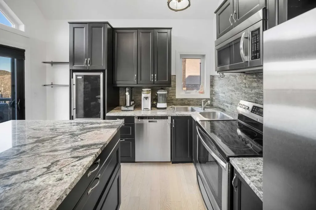 247 Cottageclub Crescent Rural Rocky View County AB T4C 1B1