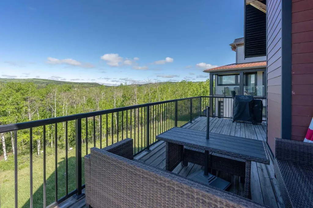 247 Cottageclub Crescent Rural Rocky View County AB T4C 1B1