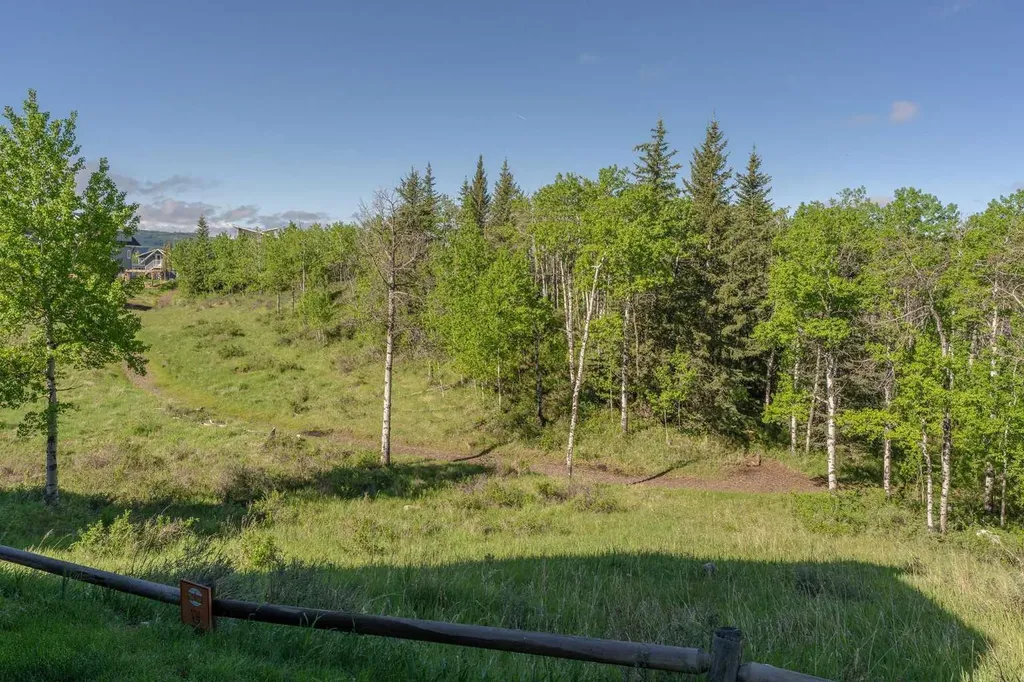 247 Cottageclub Crescent Rural Rocky View County AB T4C 1B1