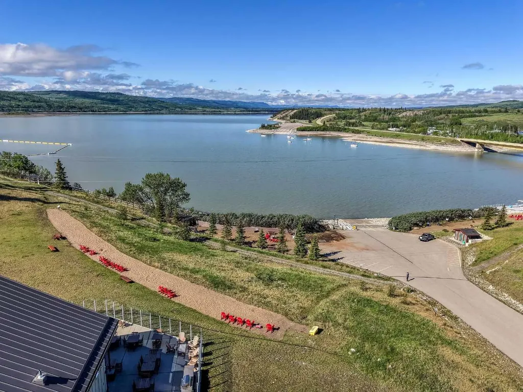 247 Cottageclub Crescent Rural Rocky View County AB T4C 1B1
