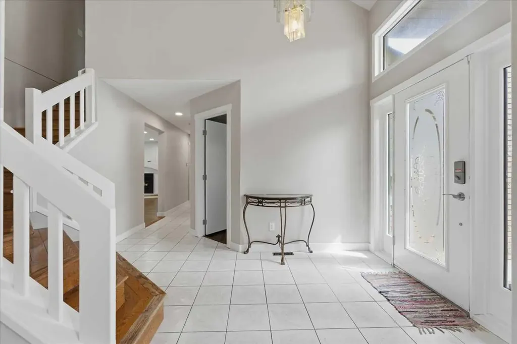 13919 Evergreen Street SW Calgary AB T2Y2X4