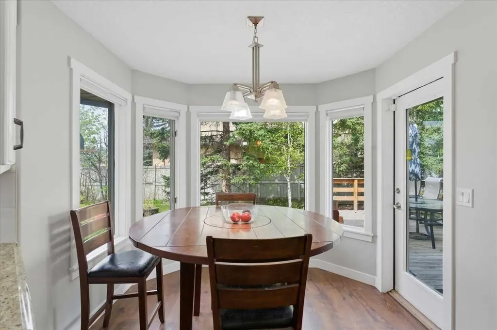 13919 Evergreen Street SW Calgary AB T2Y2X4