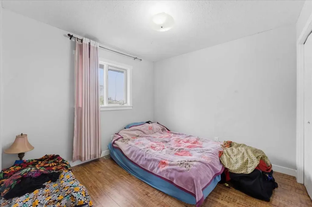 13919 Evergreen Street SW Calgary AB T2Y2X4