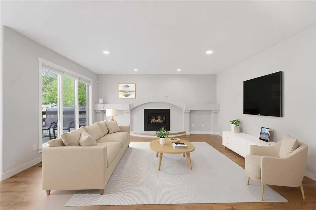 13919 Evergreen Street SW Calgary AB T2Y2X4