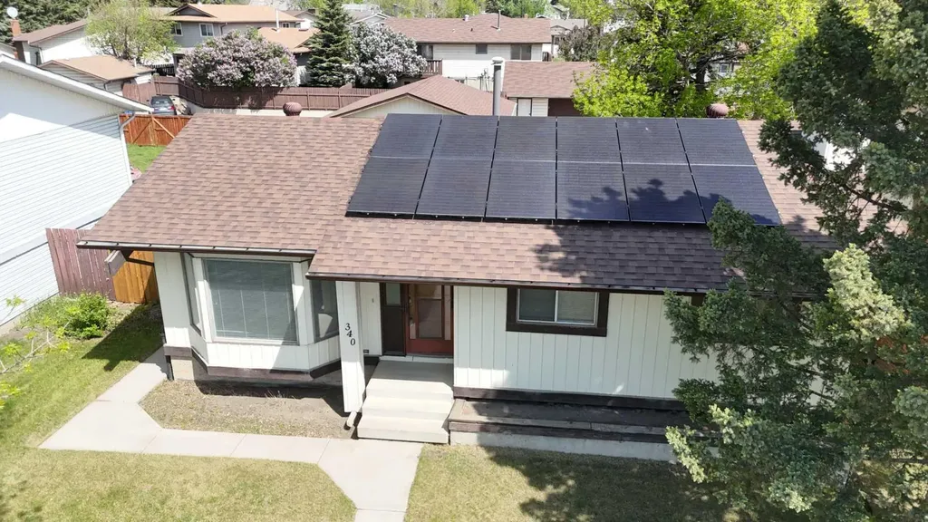 340 Templeton Circle NE Calgary AB T1Y 4L7