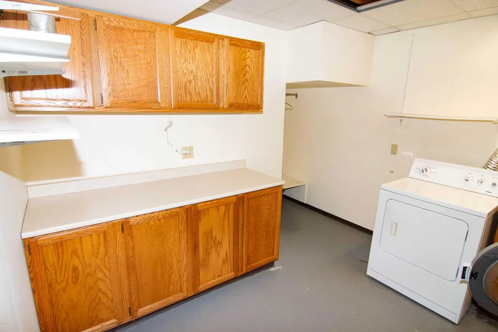 340 Templeton Circle NE Calgary AB T1Y 4L7