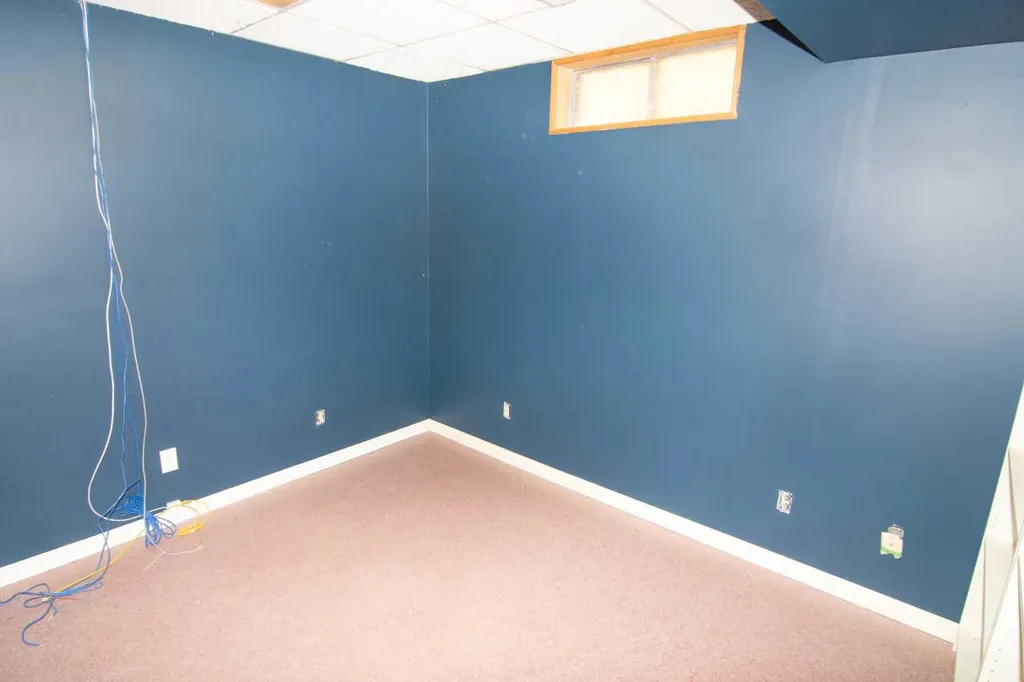 340 Templeton Circle NE Calgary AB T1Y 4L7