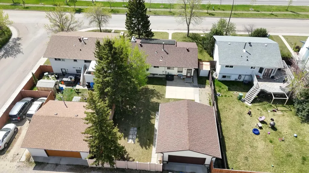 340 Templeton Circle NE Calgary AB T1Y 4L7