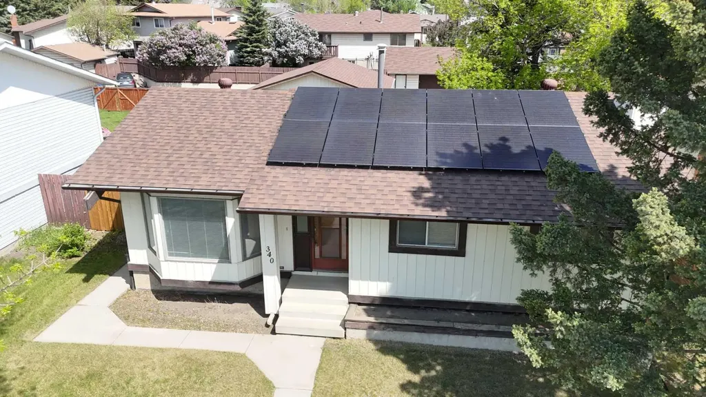 340 Templeton Circle NE Calgary AB T1Y 4L7