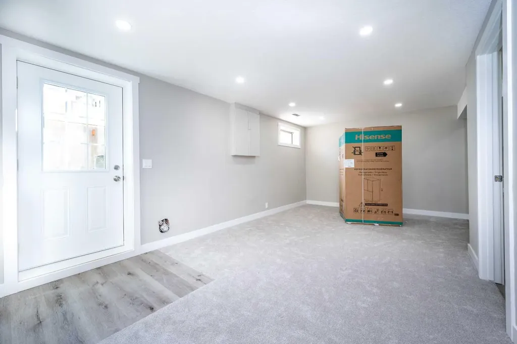 255 Castleridge Drive NE Calgary AB T3J 1P3