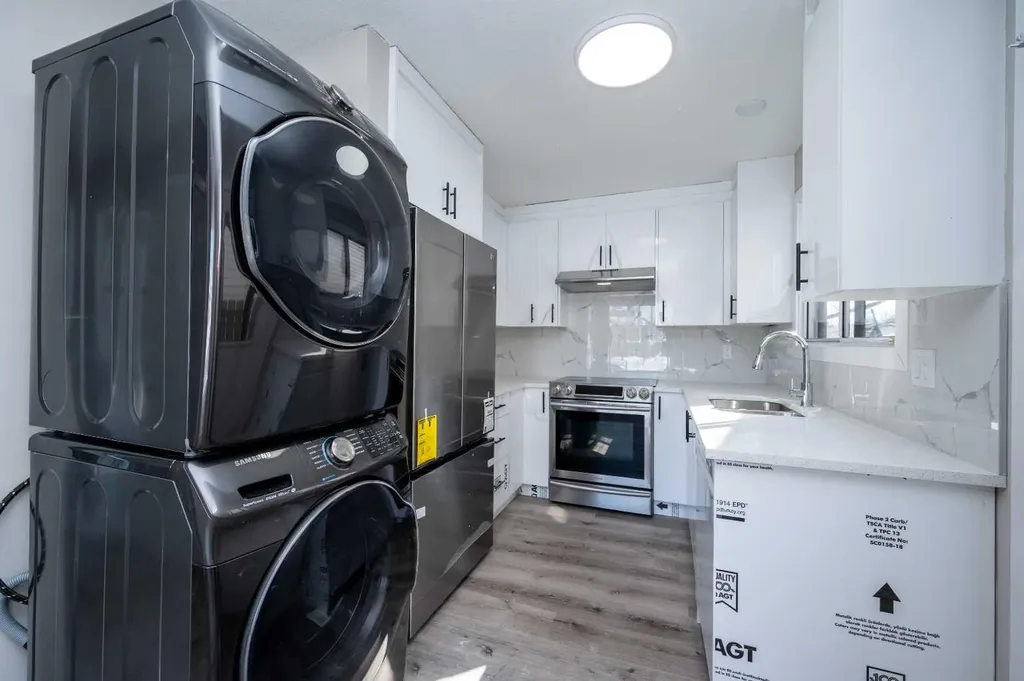 255 Castleridge Drive NE Calgary AB T3J 1P3