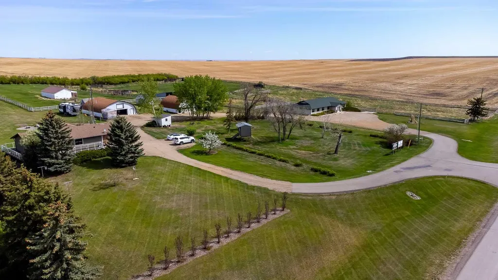 234078 Highway 9 Rural Kneehill County AB T0M 0L0