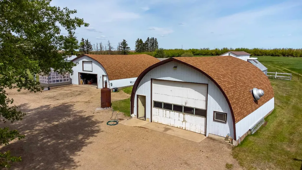 234078 Highway 9 Rural Kneehill County AB T0M 0L0